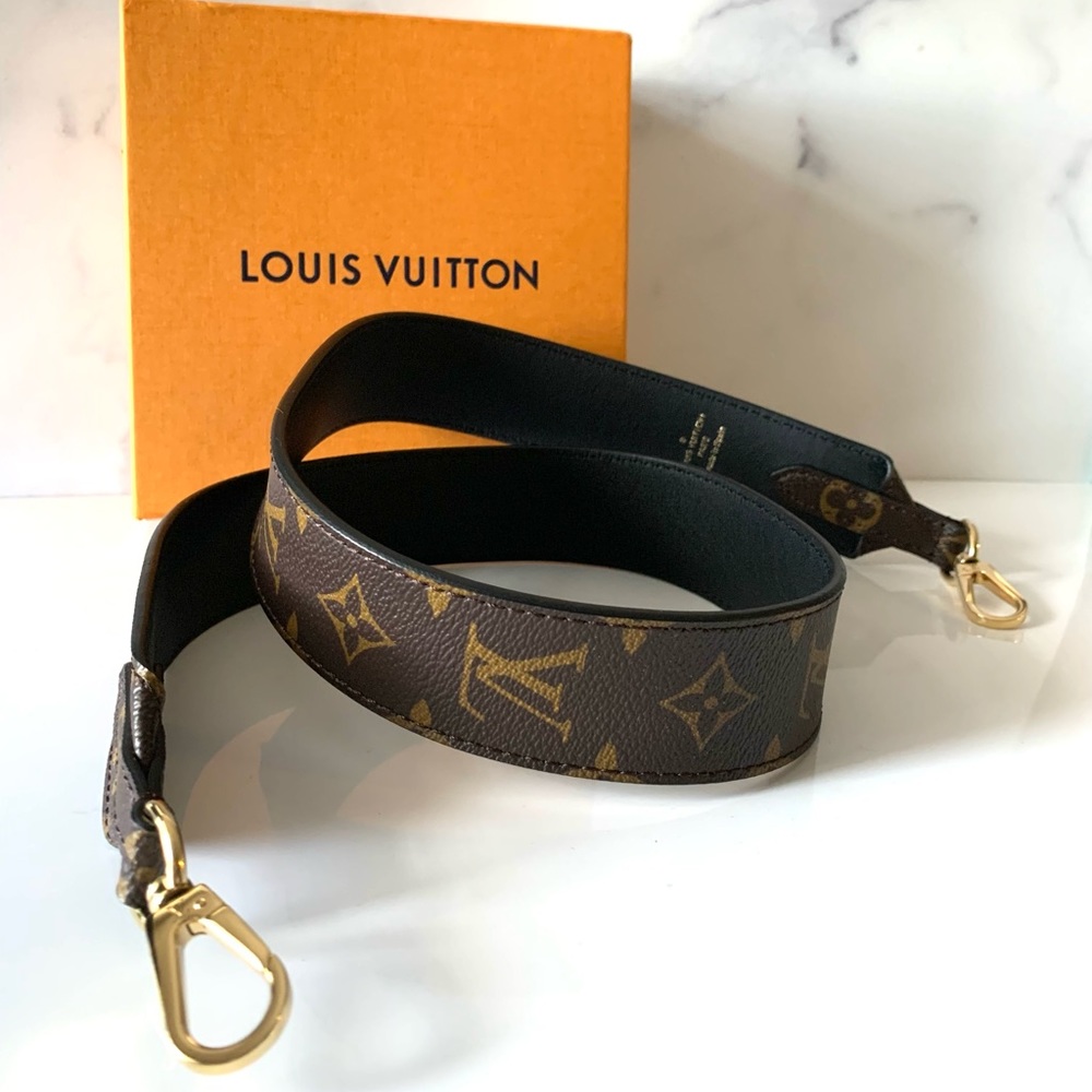 *SOLD* Louis Vuitton Bandouliere *SOLD*